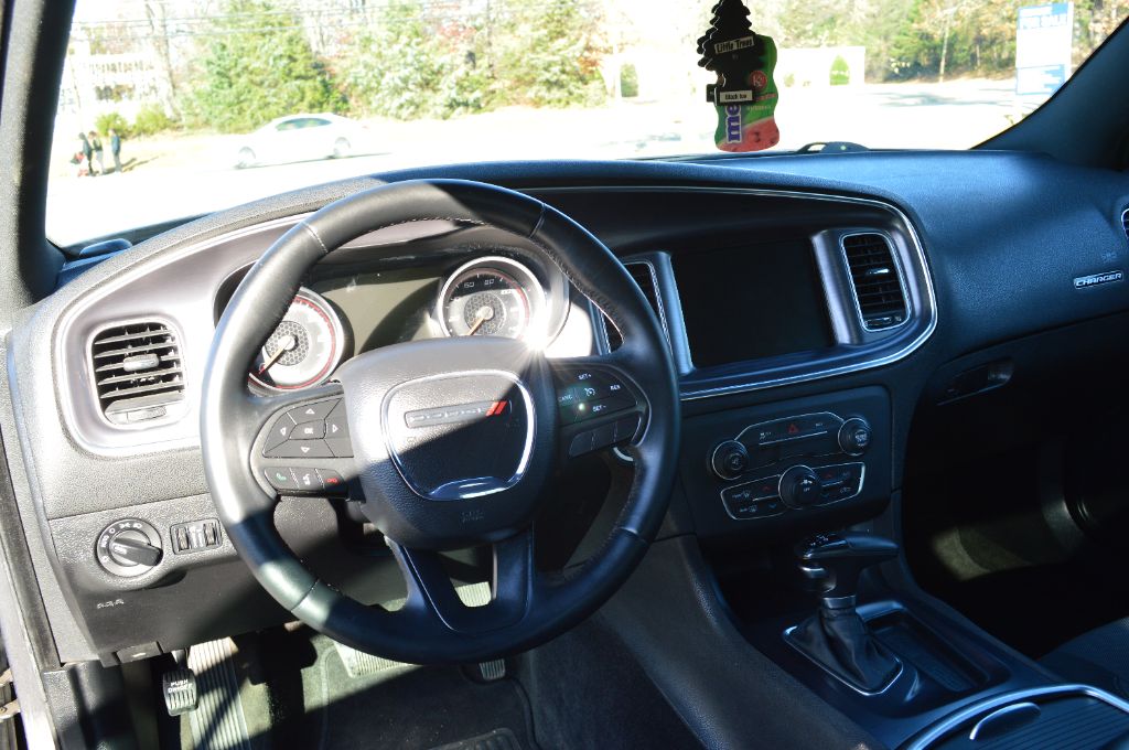 2015 Dodge Charger SE - Photo 11