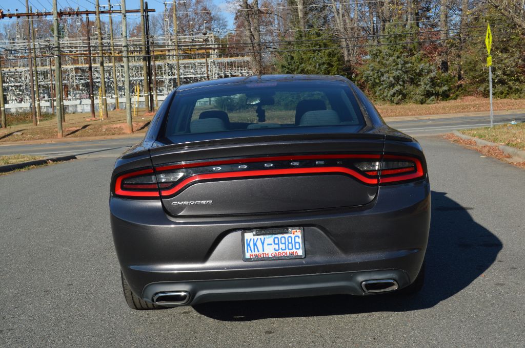2015 Dodge Charger SE - Photo 6